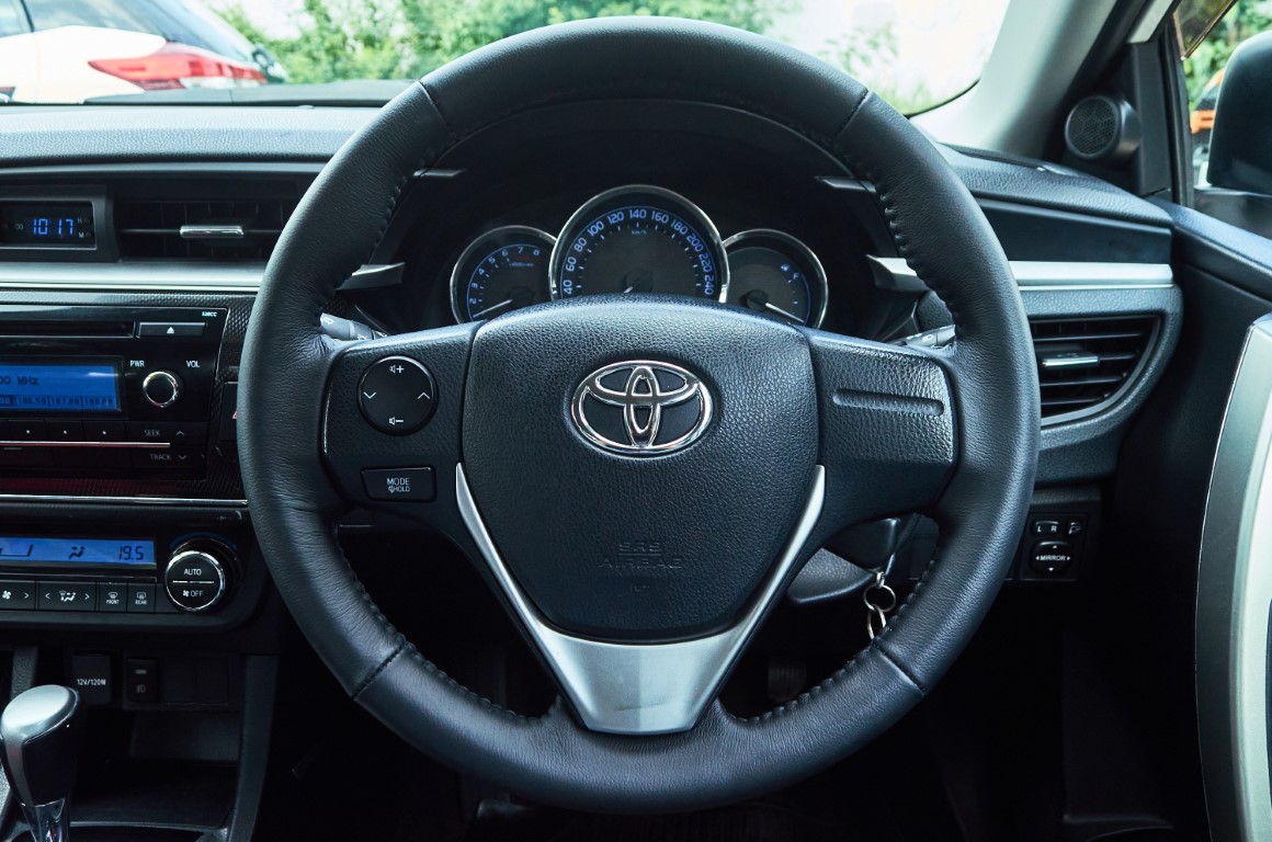 Toyota Altis 1.8ES 2015 *SK1687*